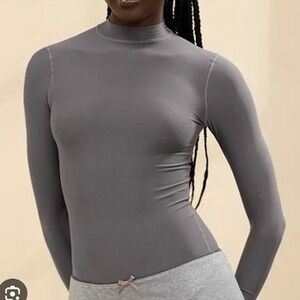 Aerie SMOOTHEZ Long‎ Sleeve Mock Neck Bodysuit Gray Women's Size Small S